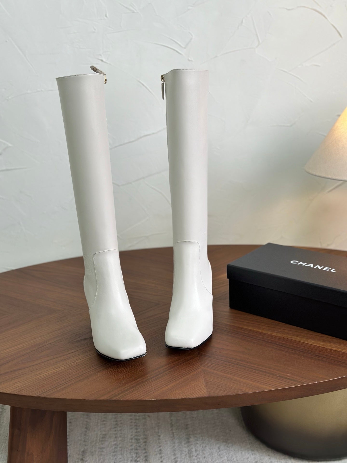 CC 26s Long Boot White Lambskin 938111