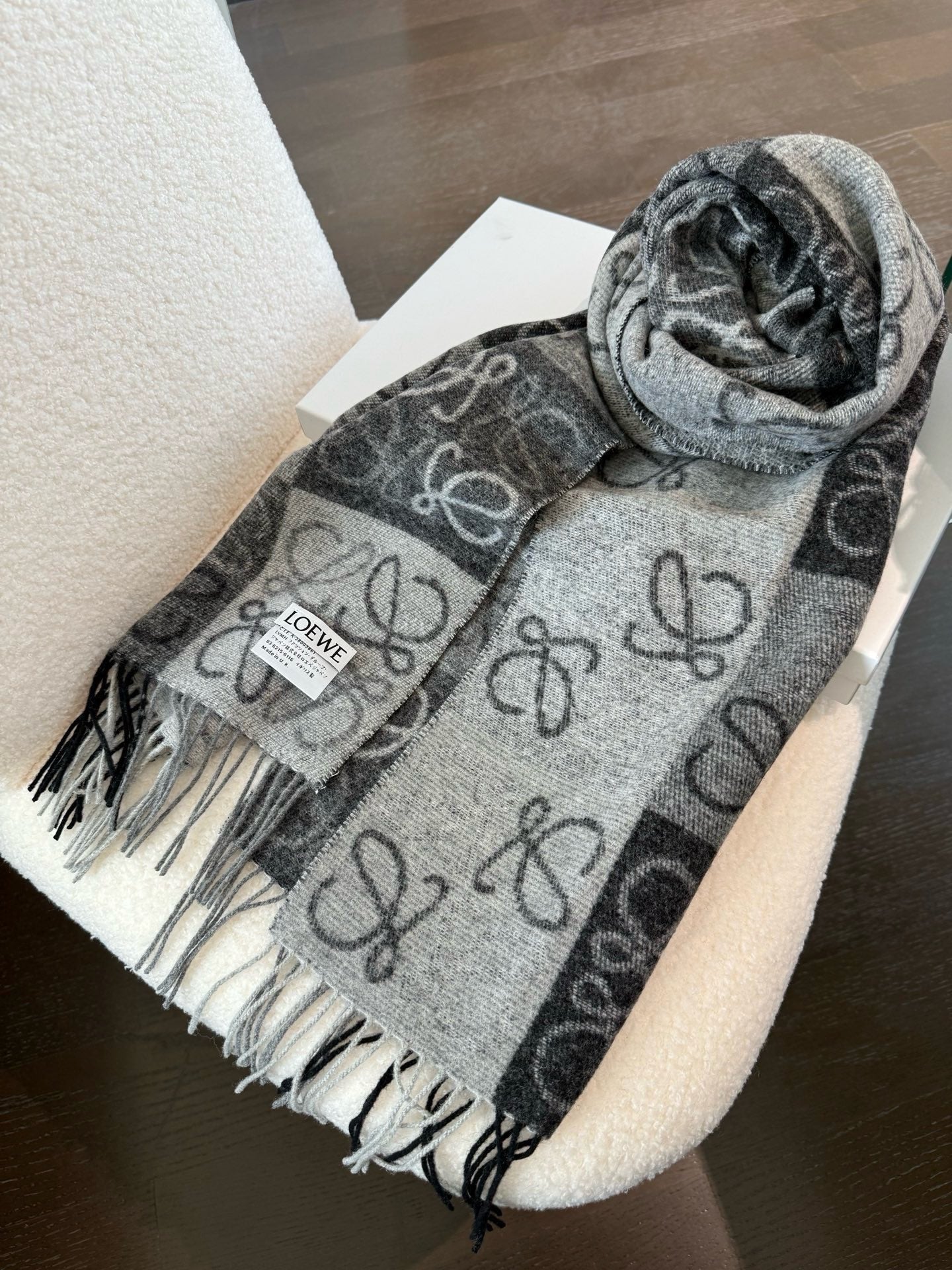Loewe 26s Scarf 200cm 441261