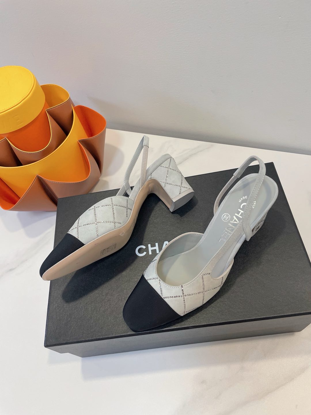 CC 26s Quilted Two-Tone Slingbacks Grey Black Suede Fabric 941695