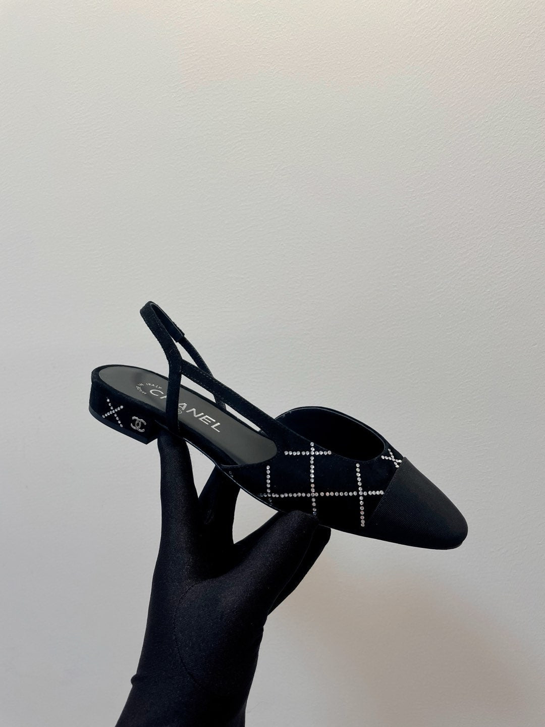 CC 26s Quilted Two-Tone Slingbacks Black Suede Fabric 941697
