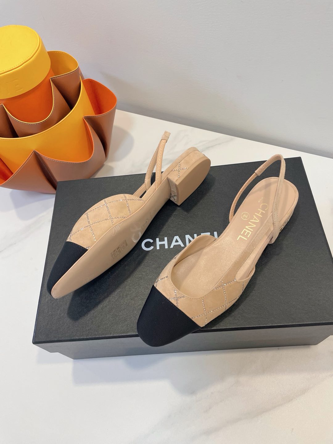 CC 26s Quilted Two-Tone Slingbacks Black Beige Suede Fabric 941699