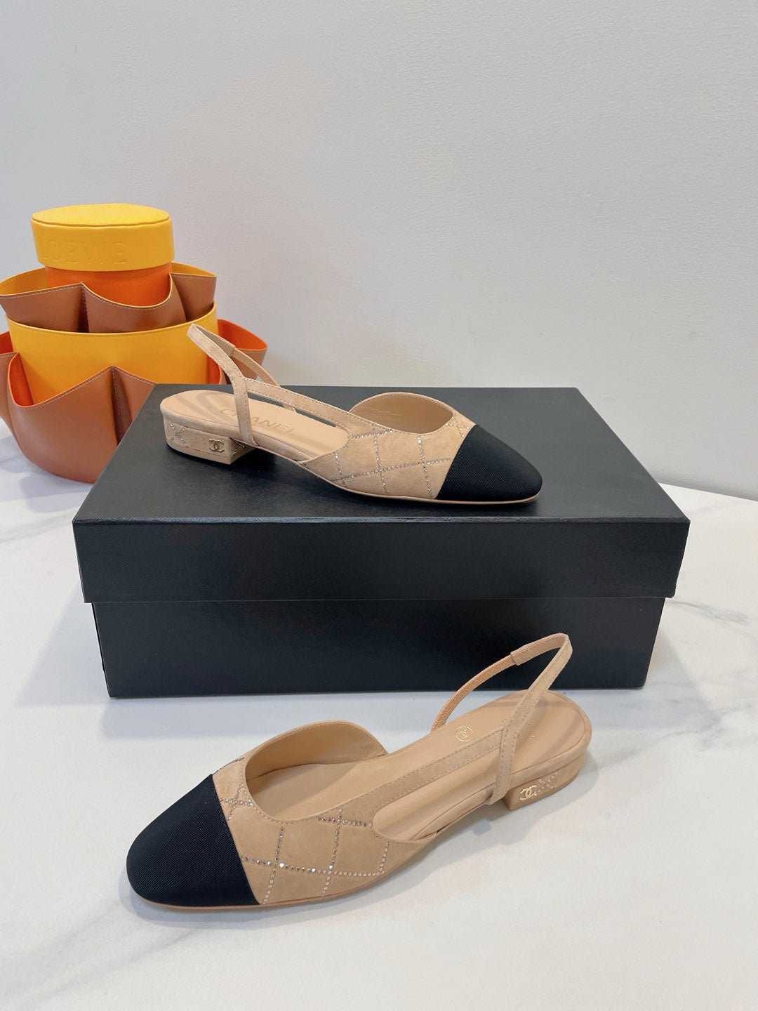 CC 26s Quilted Two-Tone Slingbacks Black Beige Suede Fabric 941699
