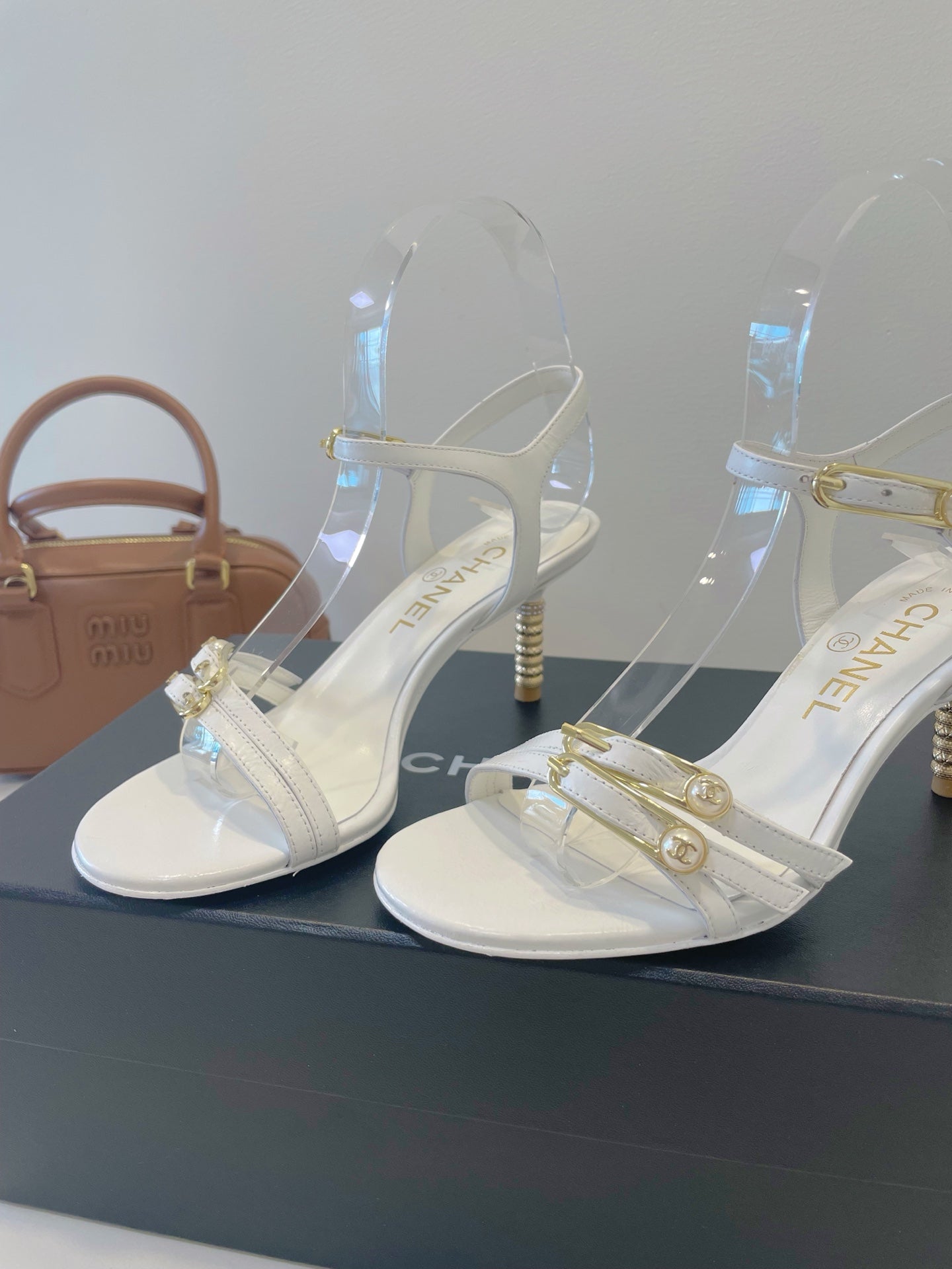 CC 26s High-Heeled Sandals 6.5cm White Lambskin 941633