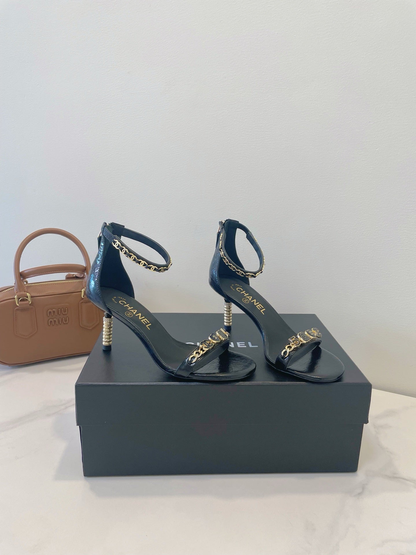CC 26s High-Heeled Sandals 6.5cm Black Lambskin 941625