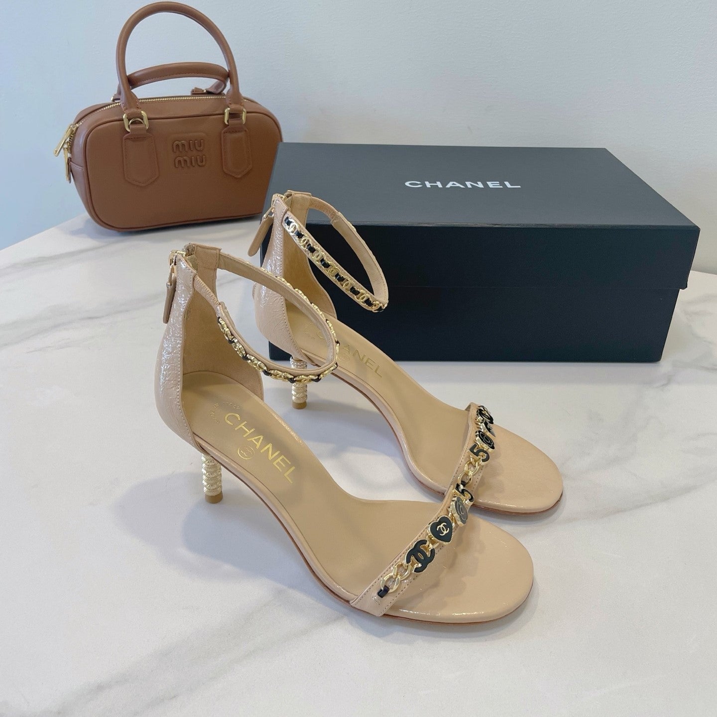 CC 26s High-Heeled Sandals 6.5cm Beige Lambskin 941626
