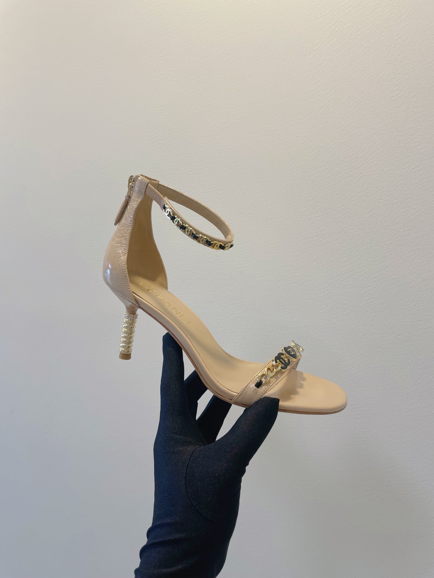 CC 26s High-Heeled Sandals 6.5cm Beige Lambskin 941626
