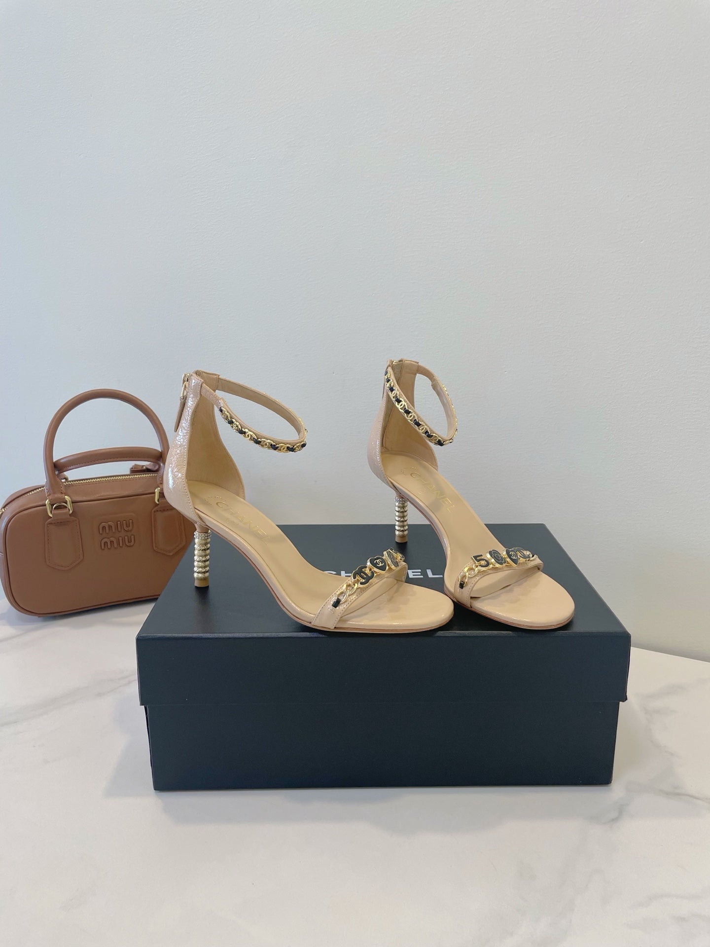 CC 26s High-Heeled Sandals 6.5cm Beige Lambskin 941626