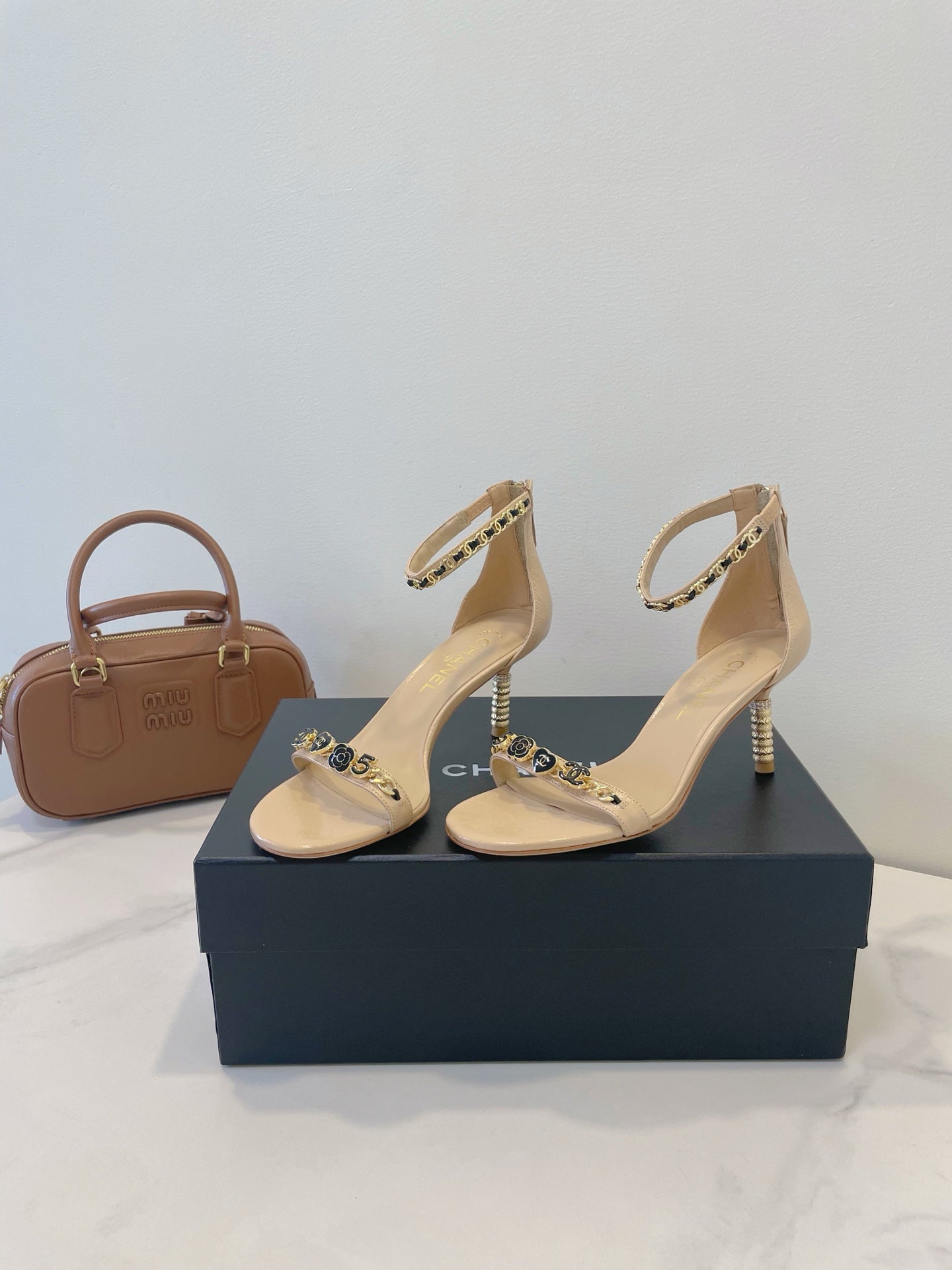 CC 26s High-Heeled Sandals 6.5cm Beige Lambskin 941626