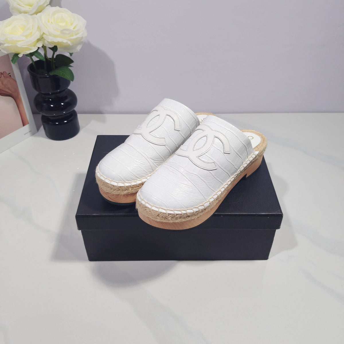 CC 26s Half-Length Slippers White Sheepskin 104249