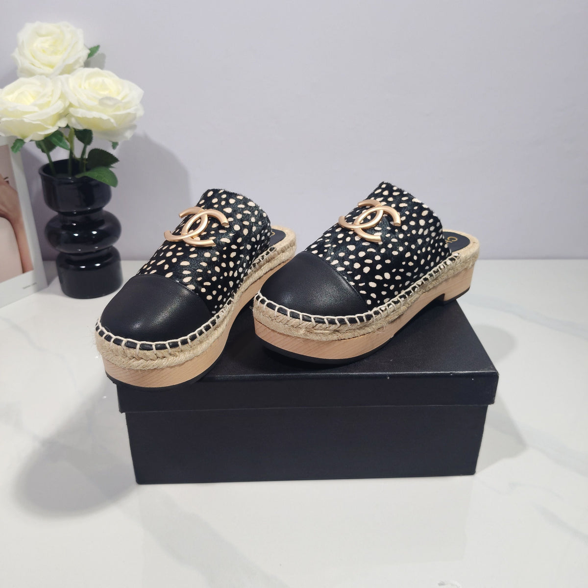 CC 26s Half-Length Slippers Black Horsehair 104253