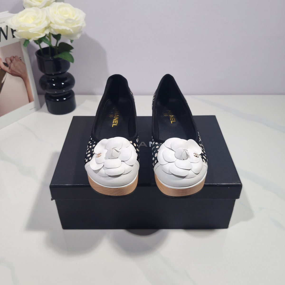 CC 26s Camellia Polka Dot Platform Shoes Black White Horsehair 104255