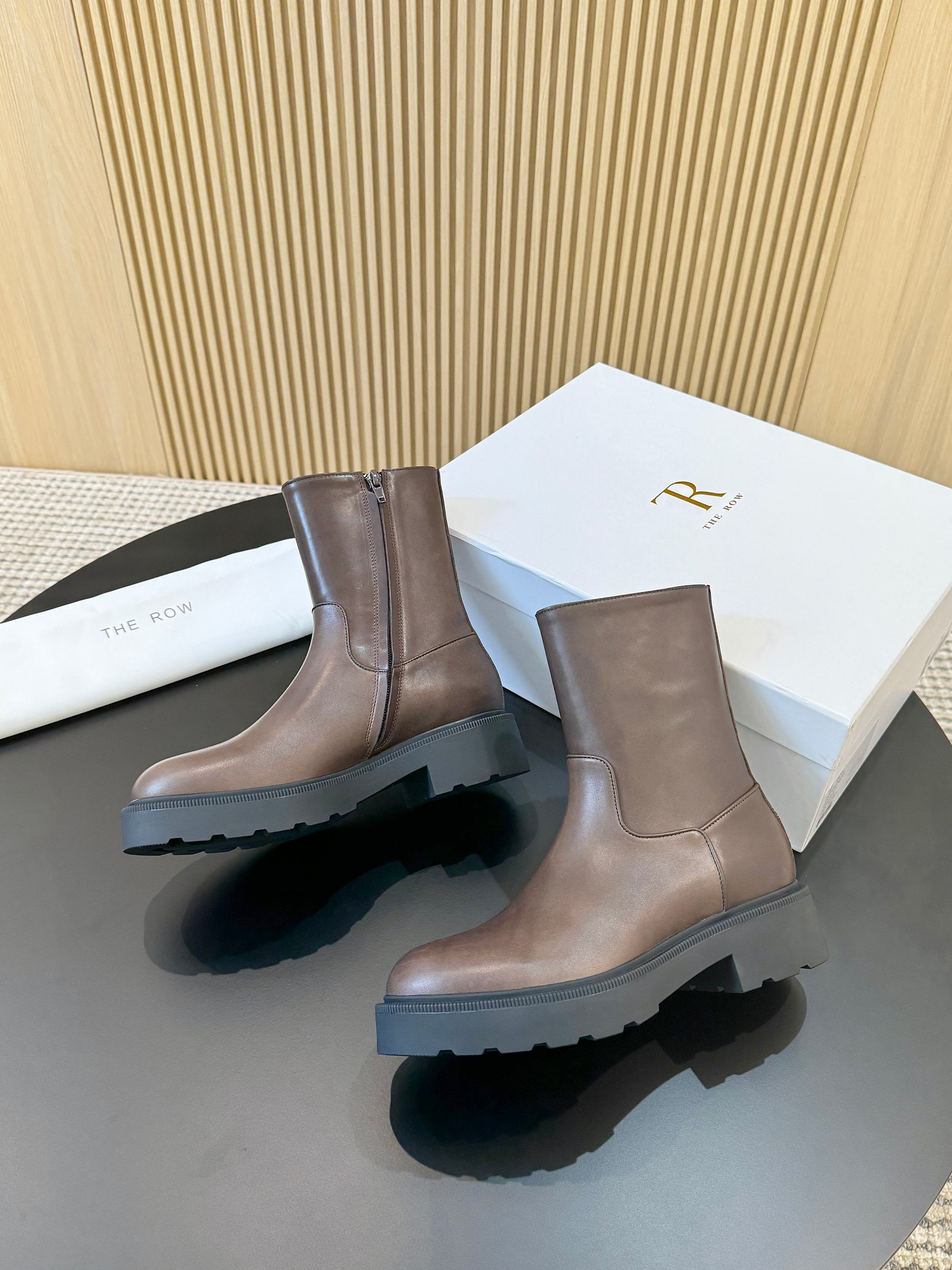 The Row Nobilis Boots Brown Cowhide 455862