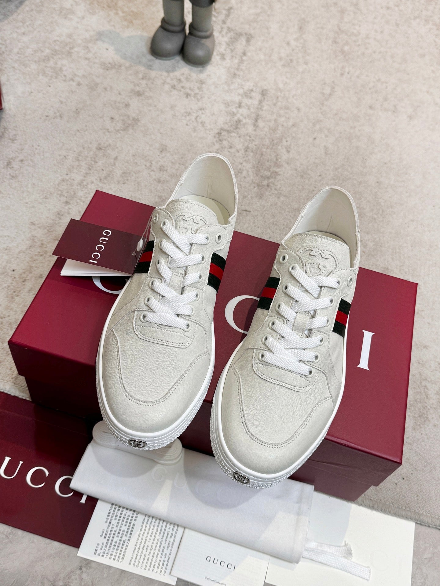 GG Stretch Low-Top Trainers White Leather 824427