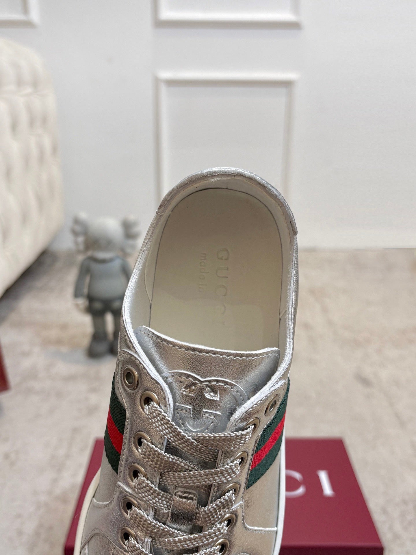 GG Stretch Low-Top Trainers Metallic Silver Leather 824432