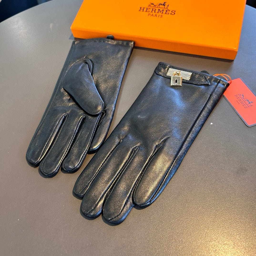 GLOVES WITH LOCK HARDWARE IN BLACK LAMBSKIN 463858