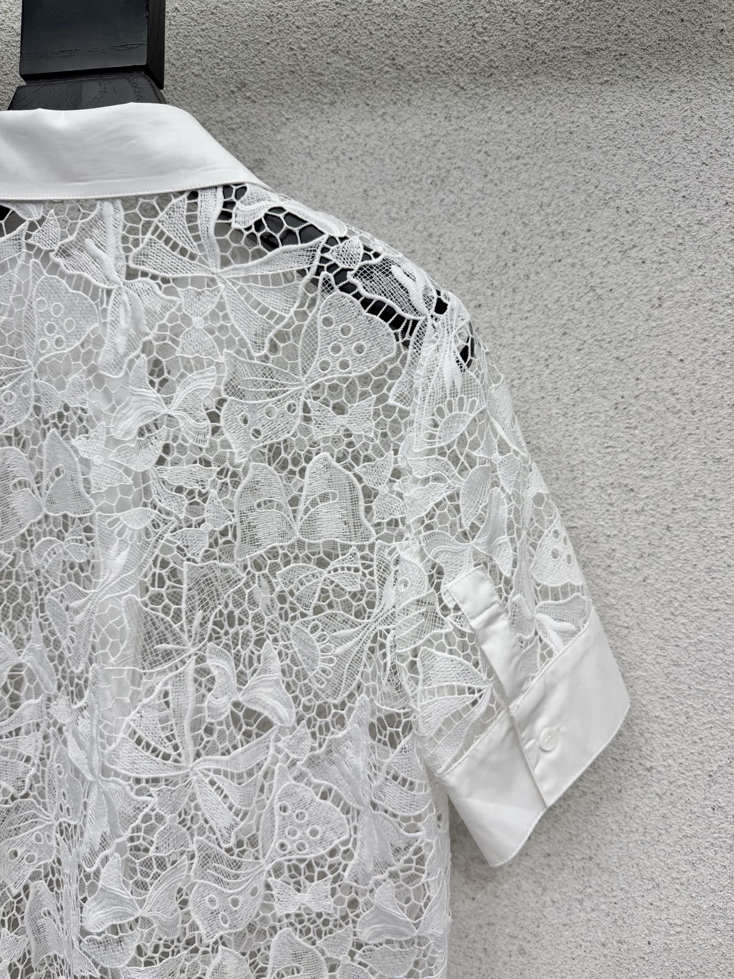 CD Water-soluble Floral Lace Shirt 393905