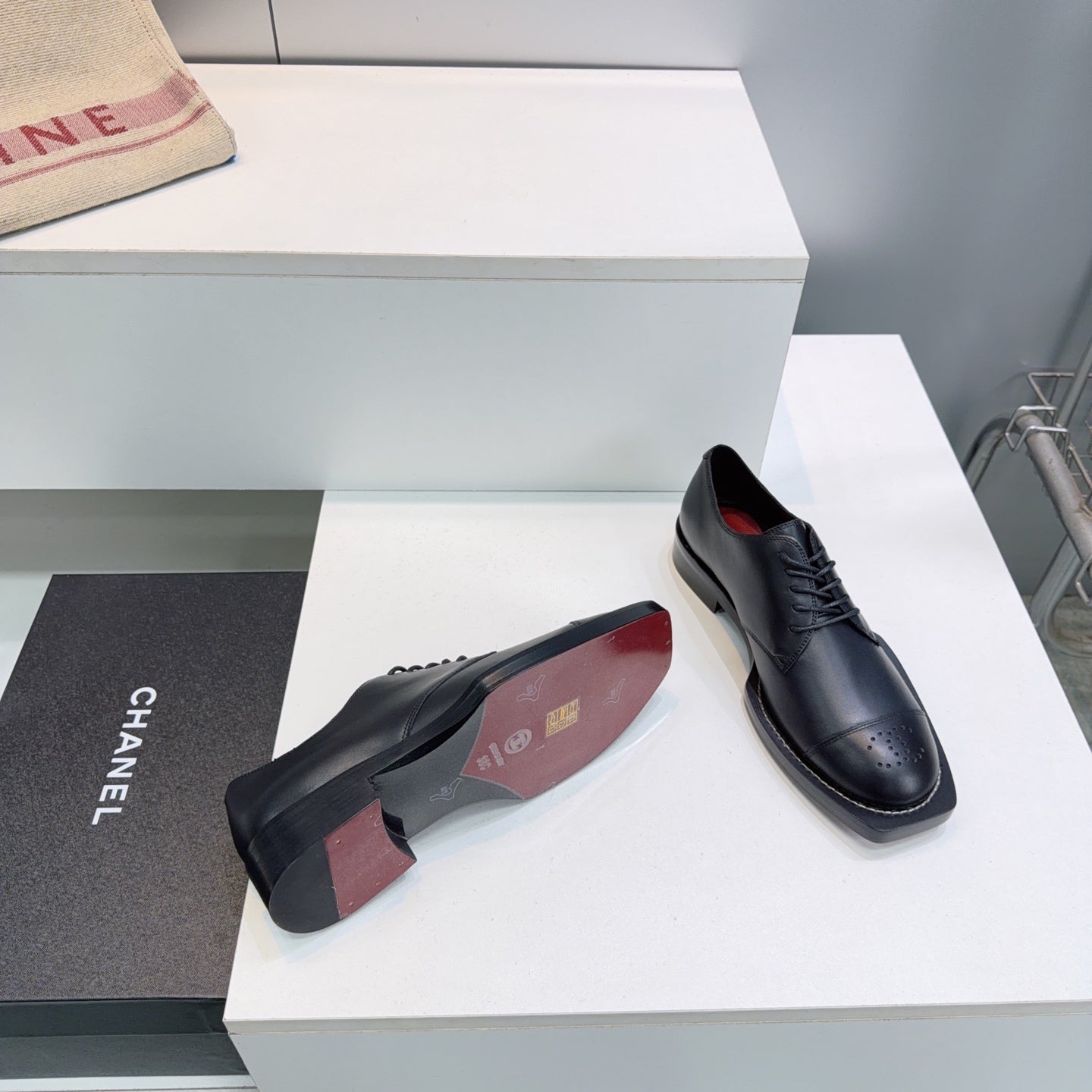 CC Lace-Up Shoes Black Calfskin 842727