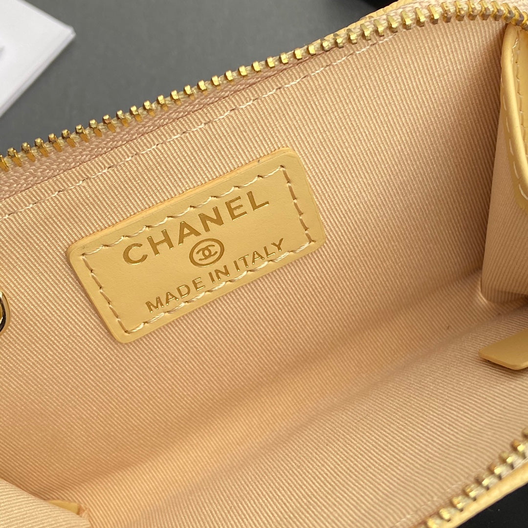 CC Hook & Chain Zipper Card Holder Yellow Caviar GHW 234715
