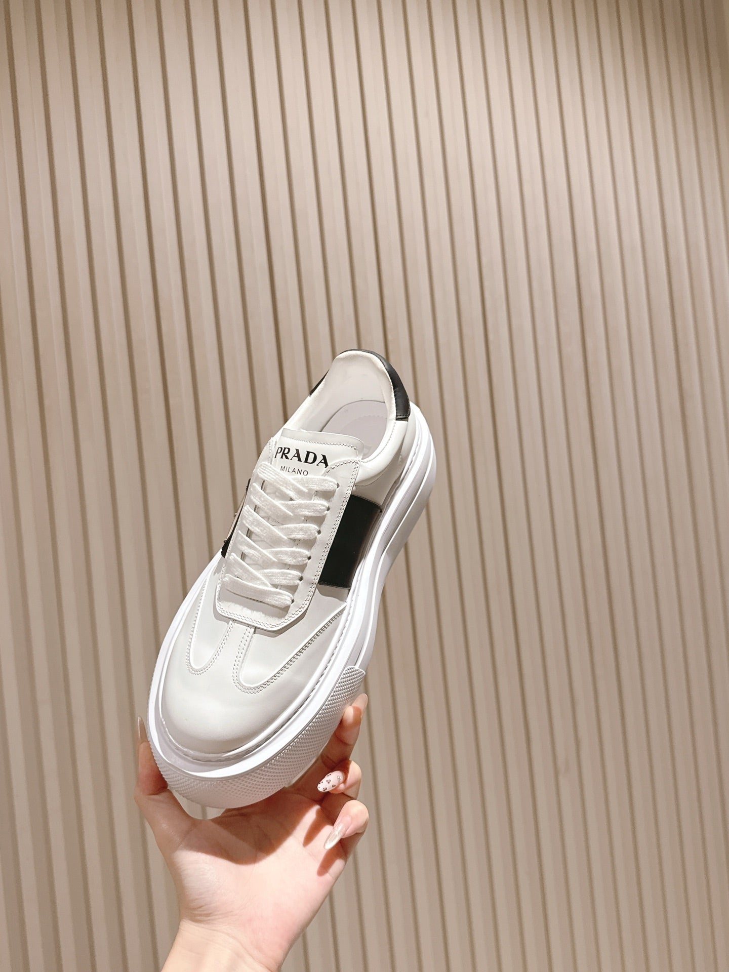 PRA 25s Casual Sneakers White Black Cowhide 449695