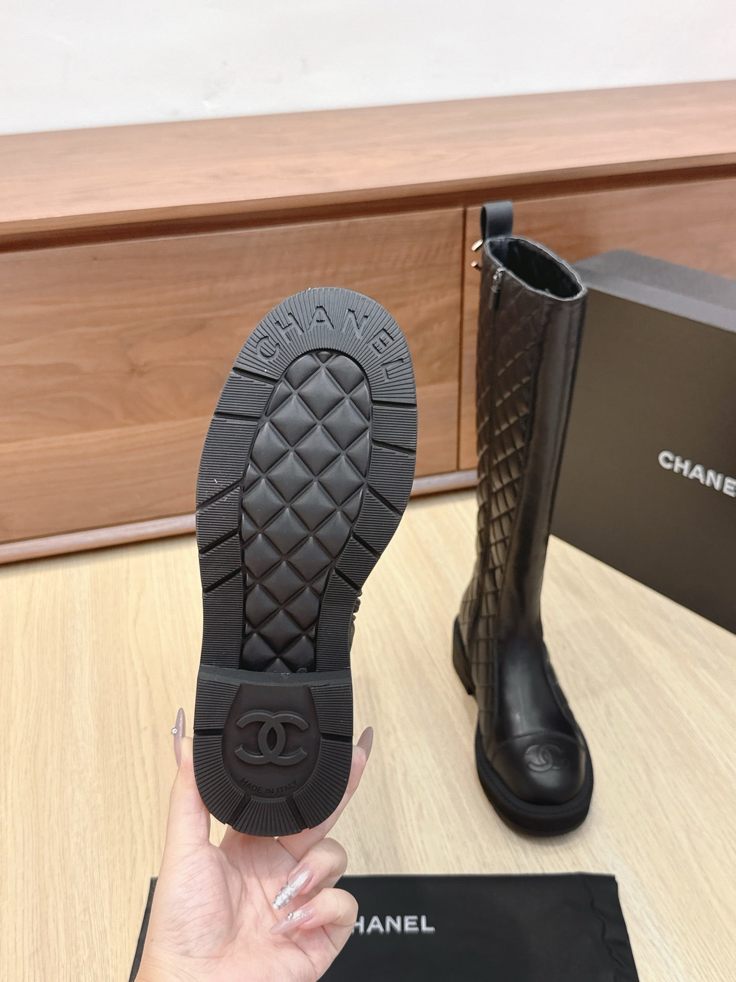 CC 25s Knight Long Boots 50mm Black Quilted Cowhide 461561