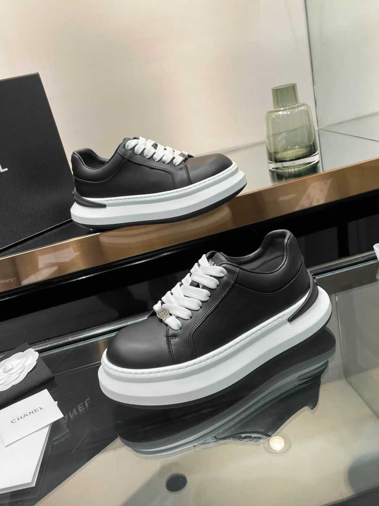 CC 26s Oversized Sneaker Black Lambskin 935462