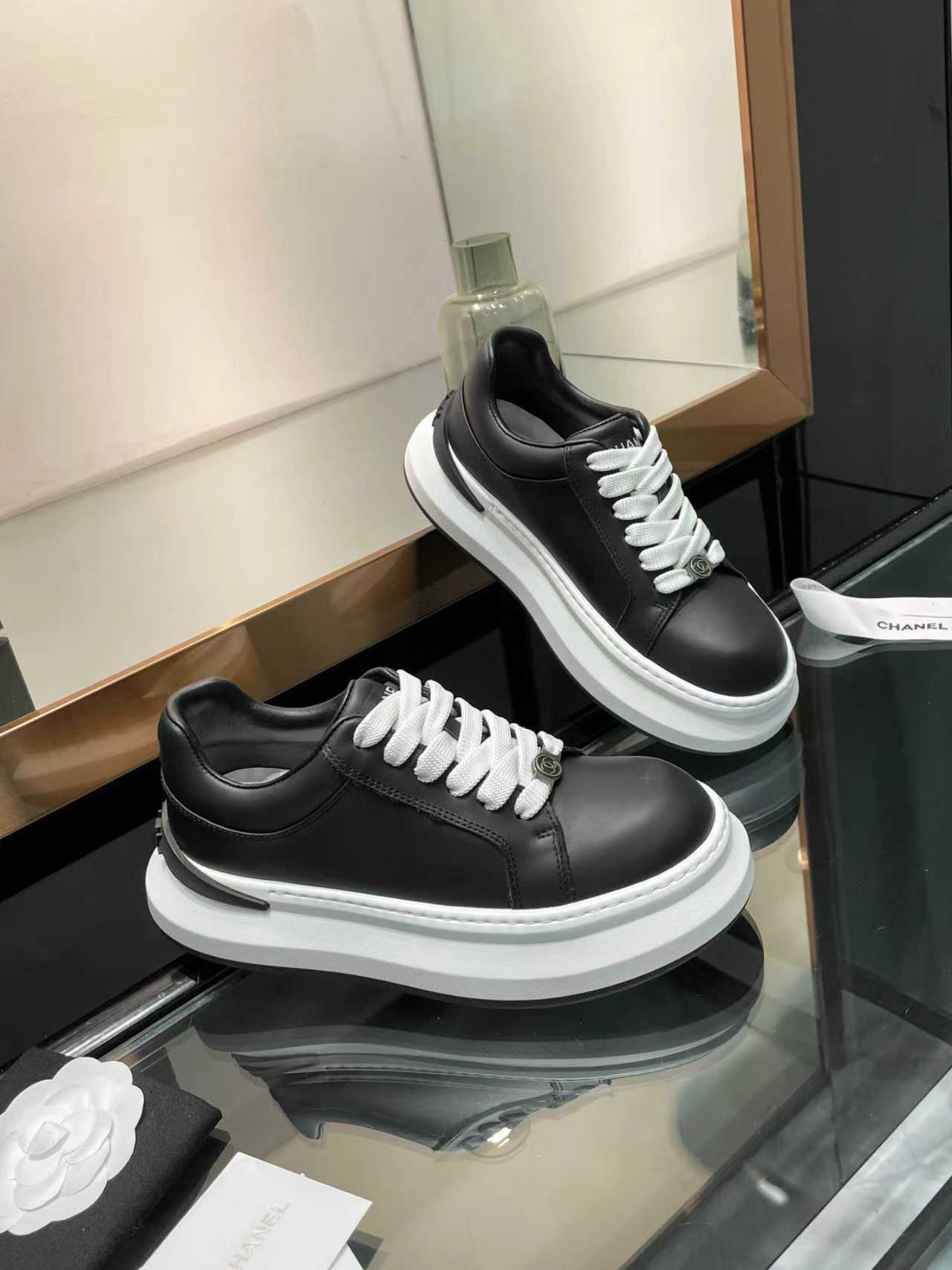 CC 26s Oversized Sneaker Black Lambskin 935462