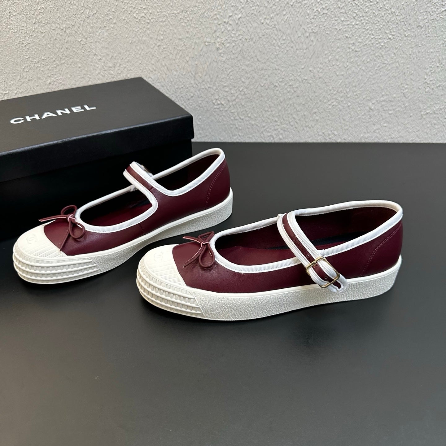 CC 26s Mary Jane Flat Burgundy White Lambskin 846327