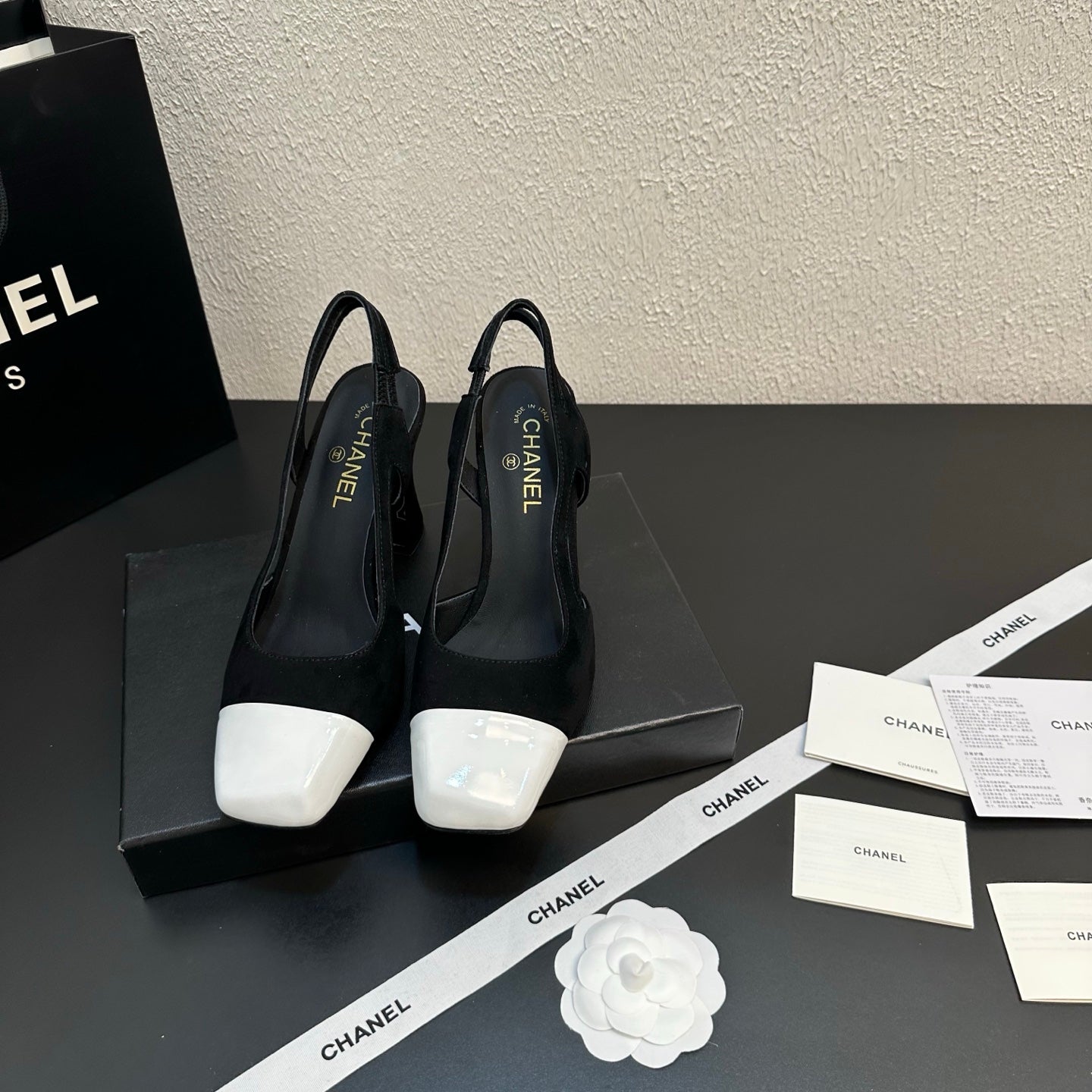 CC Slingback Block Heel White Black Suede Leather 864115