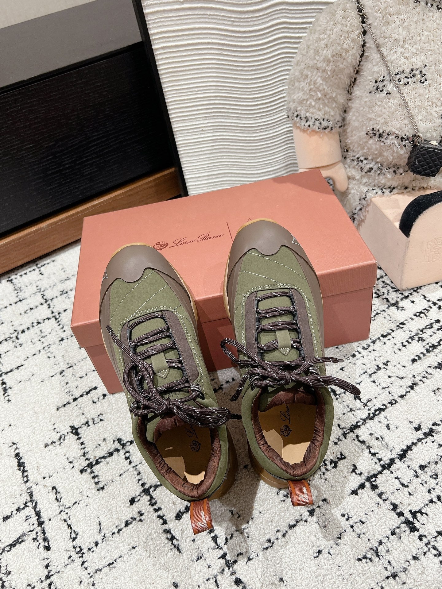 LP Katharina Sneaker In Light Moss Green Mix Earth Brown Calfskin 997605