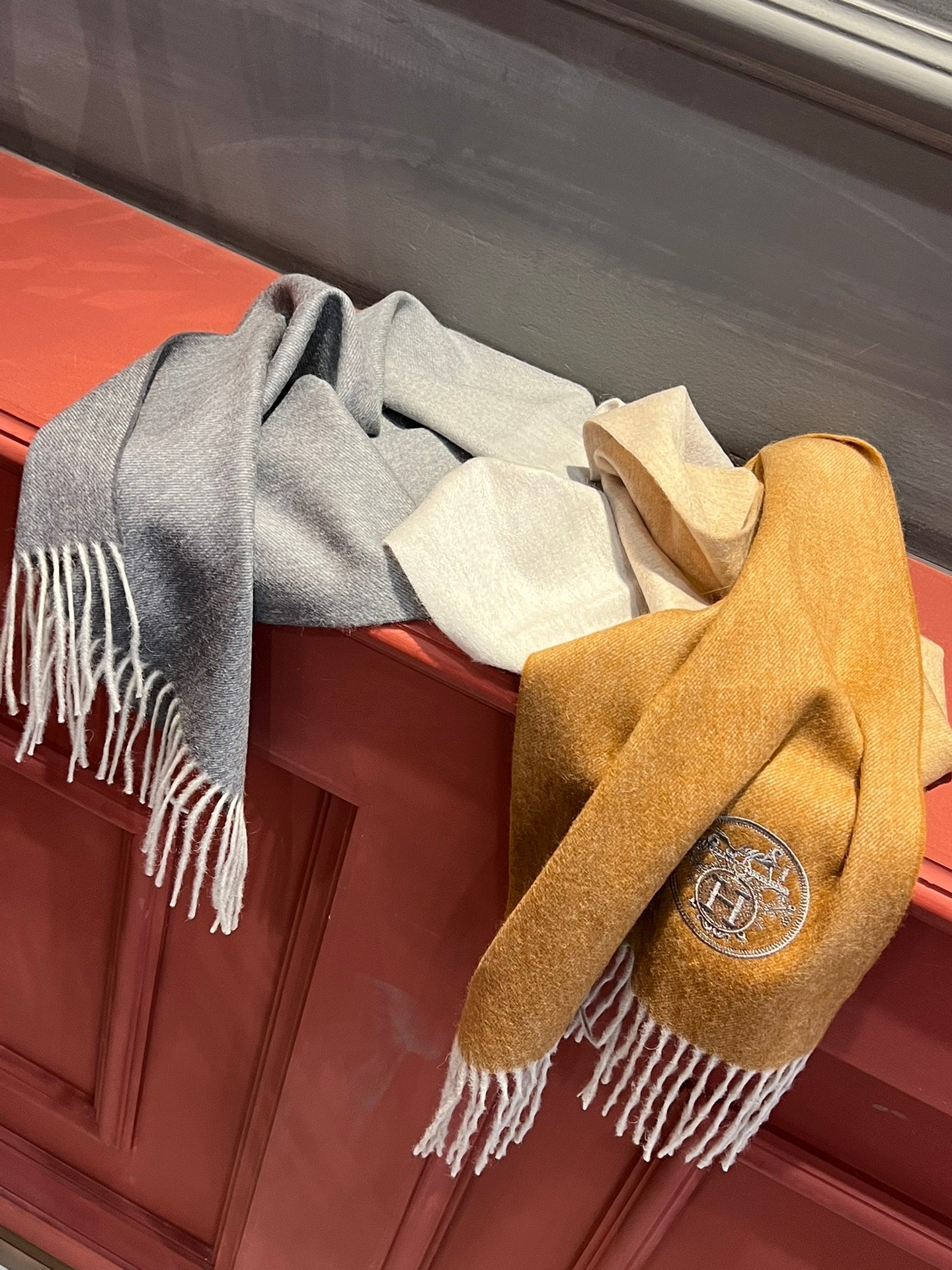 Scarf 190 CM In Dark Beige Mix Grey White Cashmere