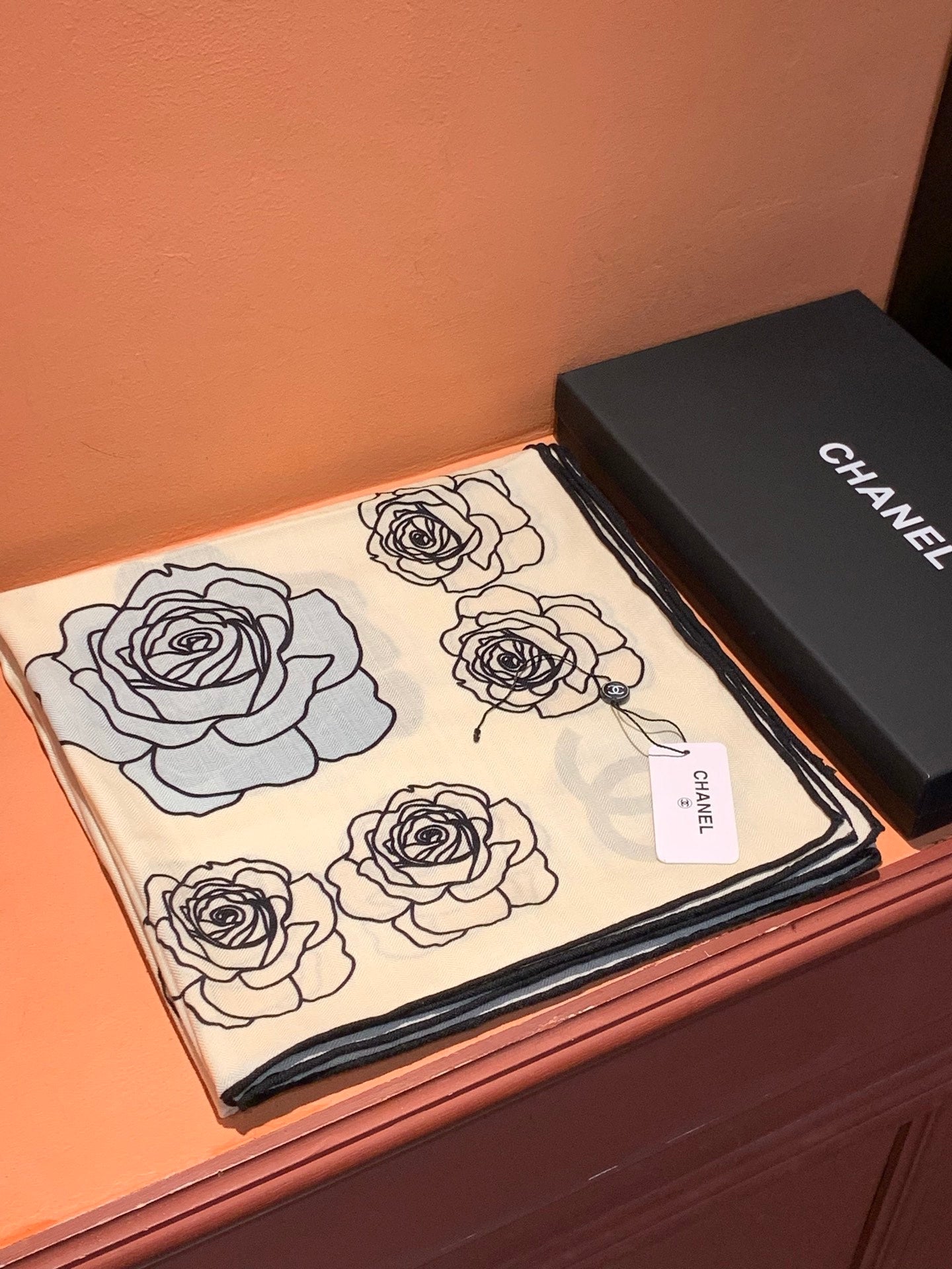 CC Camellia Scarf 140cm Ivory Colorful Cashmere Silk 168128