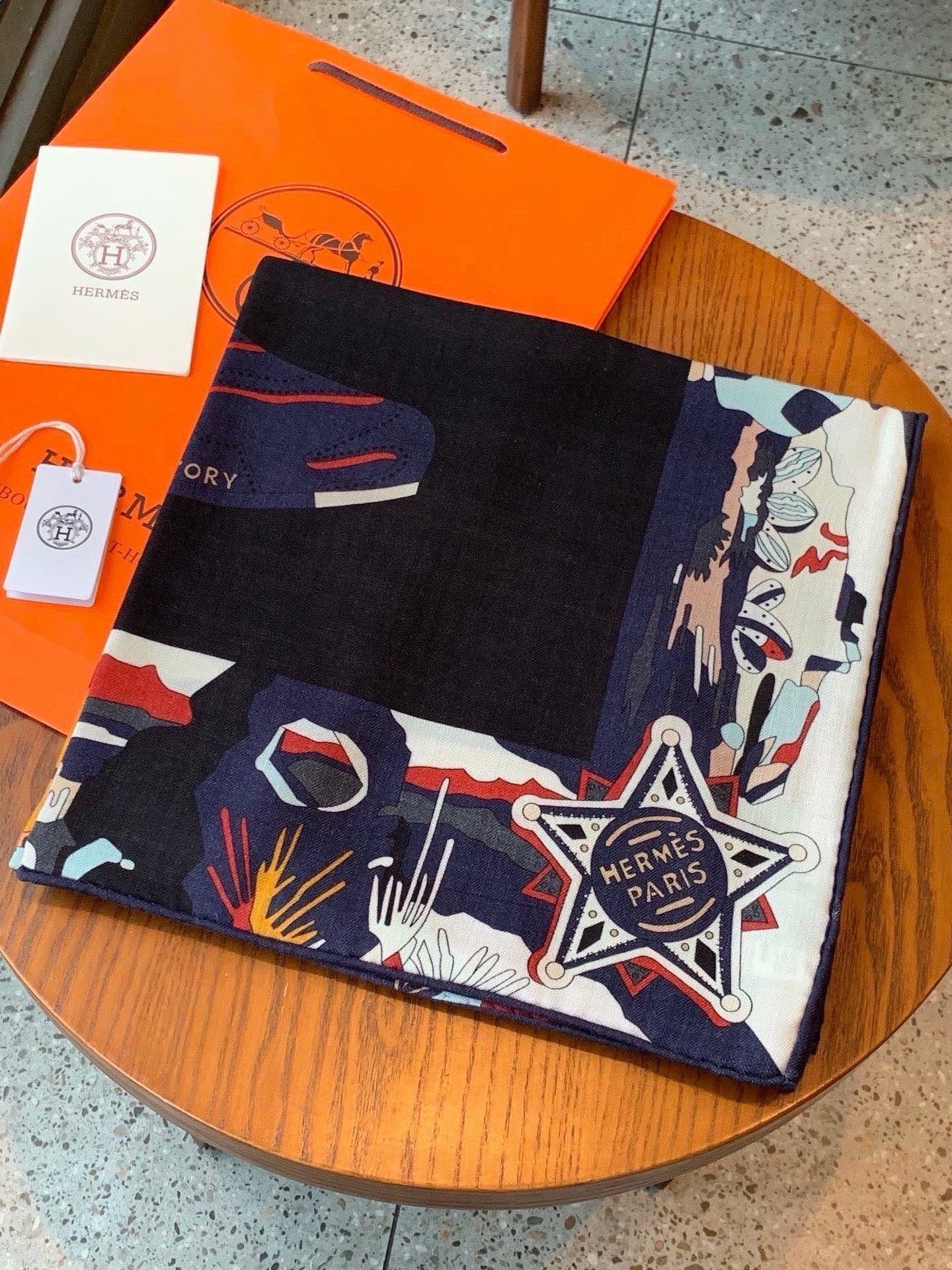 HM Bottes Story Scarf 140x140 Dark Blue Cashmere Silk 328851