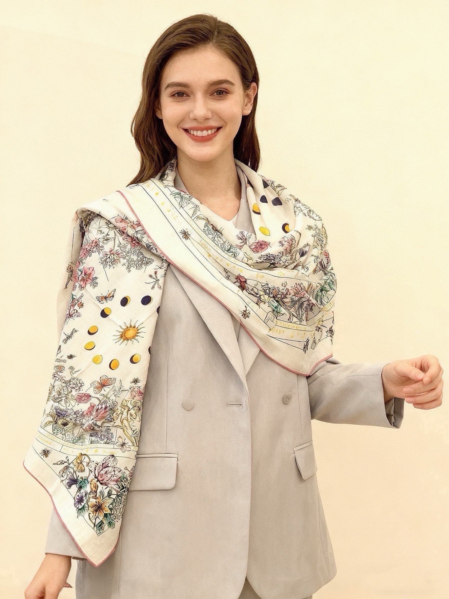 CD 26s Astral Flowers Scarf 90x90 Cream Mulberry Silk Cashmere 328856