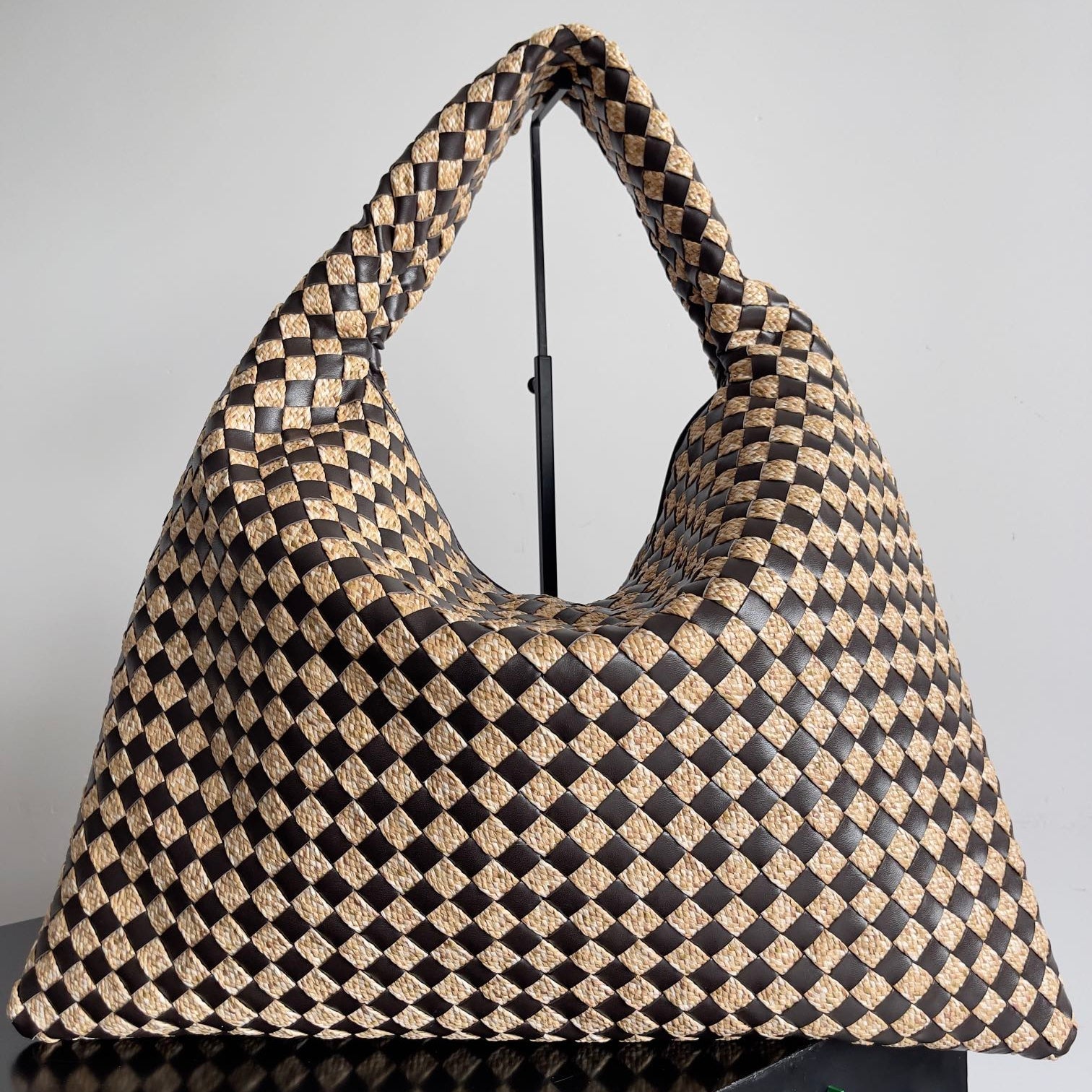BV Large Hop 54 Chocolate Cowhide Mix Beige Raffia 209070