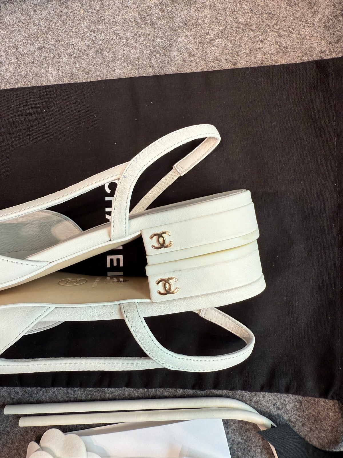 CC 26S Slingback Flats 2cm White Beige Leather 118953