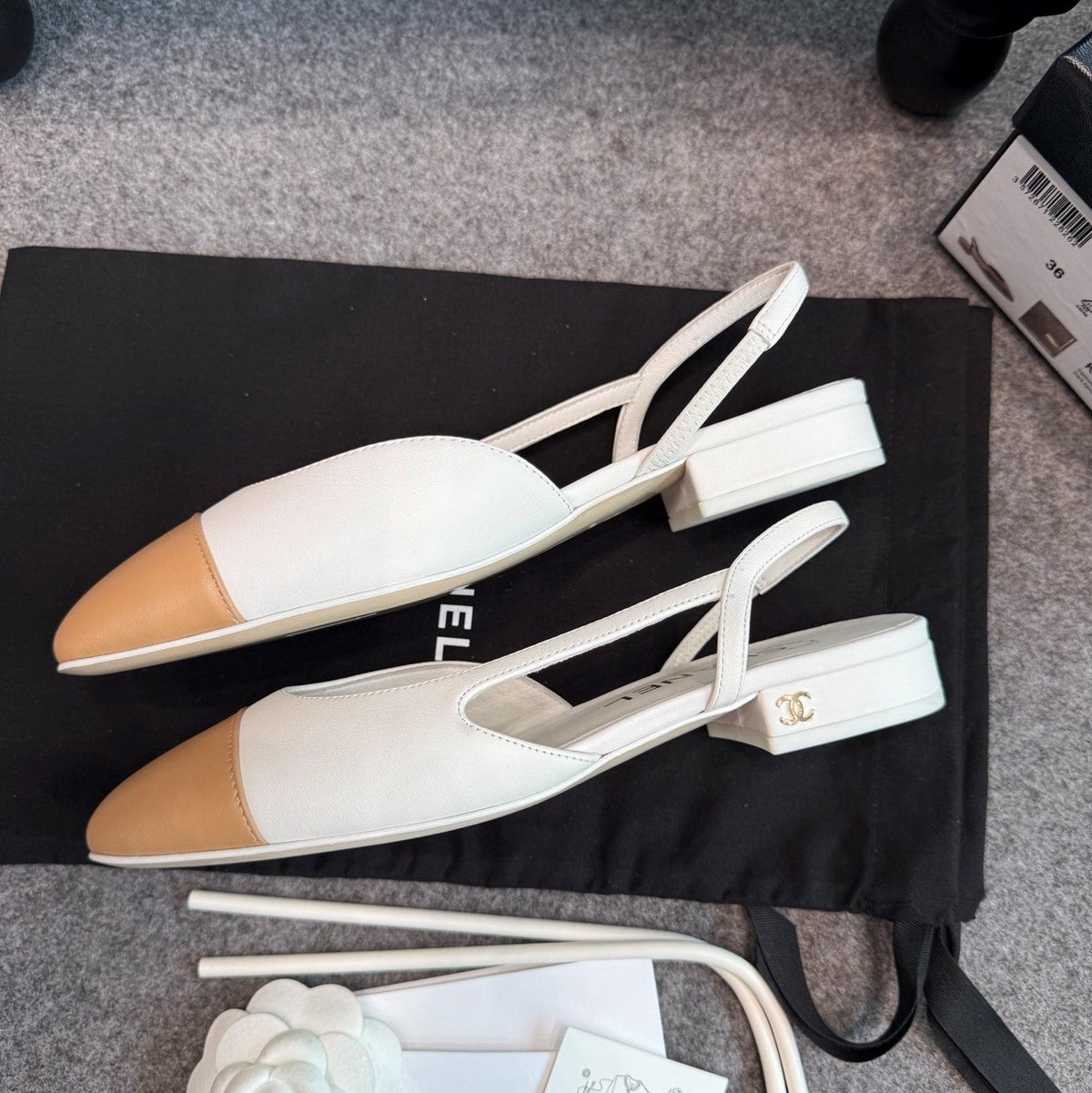 CC 26S Slingback Flats 2cm White Beige Leather 118953