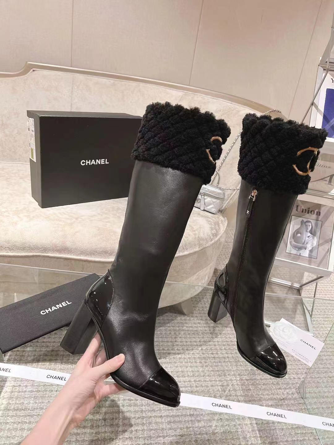 CC 26S Turnlock Quilted Shearling Jumping Boots 8.5cm Black Leather 117692