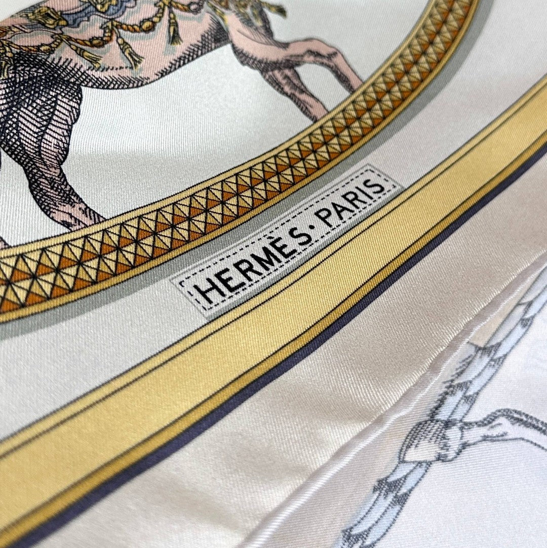 Hermes 26s Printed Square Scarf 90 In Silk 311838