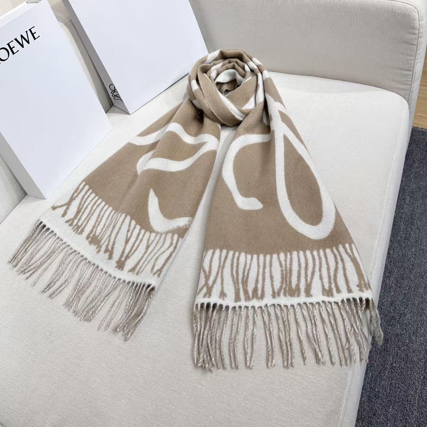 Loewe Scarf 180CM Beige Ivory Cashmere 150367