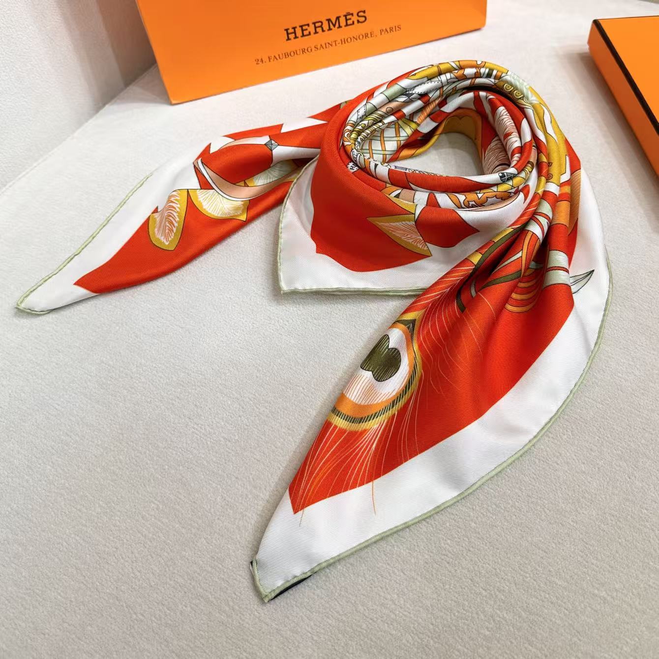 Hermes 26s Scarf 90 In Silk 303219