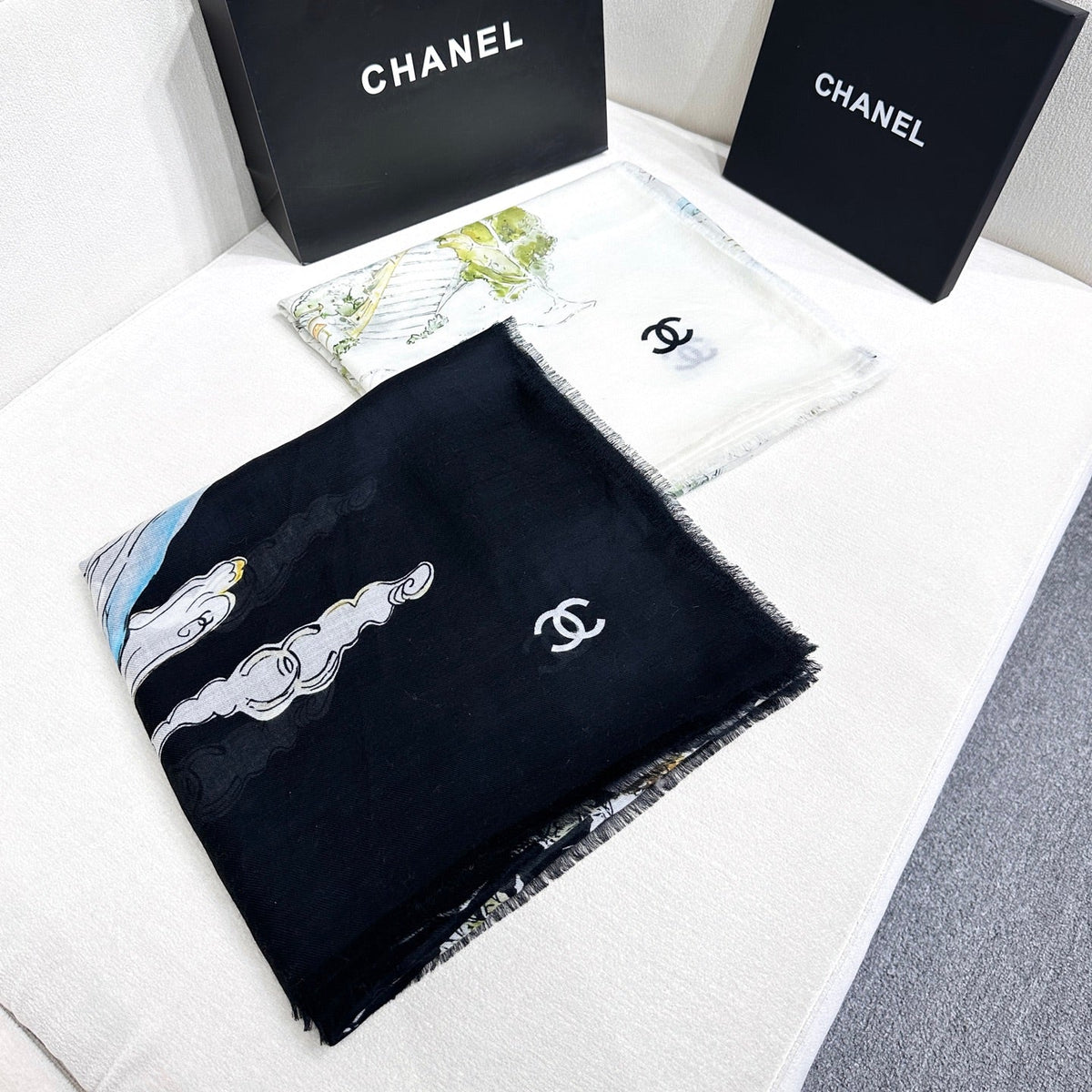 CC 26s Scarf 140 In Cashmere And Silk 513392
