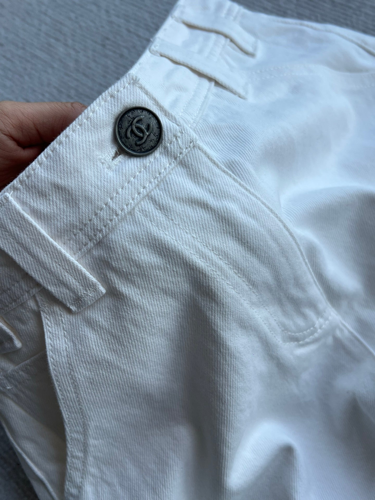 CC 26s Jean White Cotton 360033