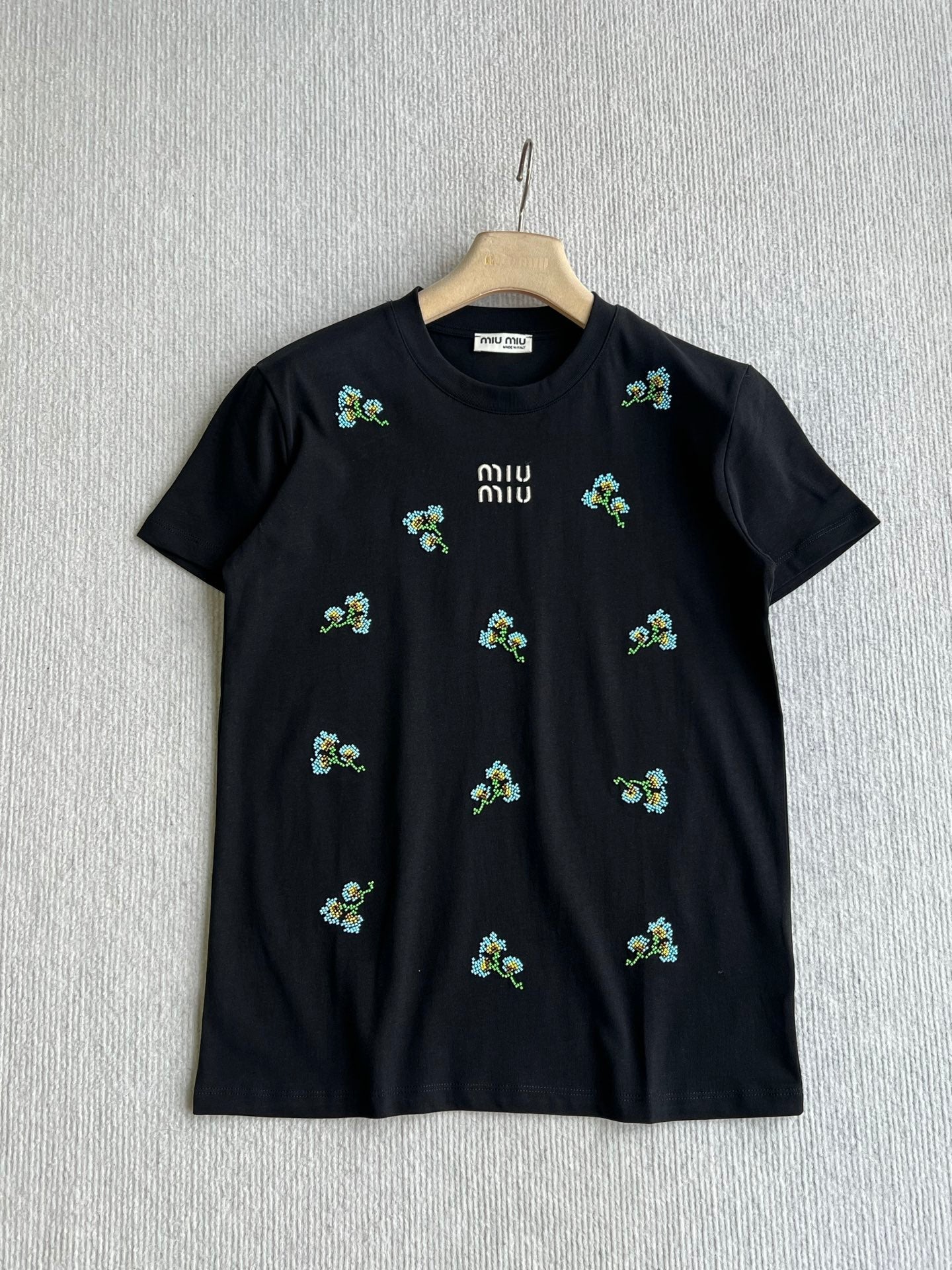 Miu Miu Short Sleeve Embroidered Floral T-Shirt Black Cotton 372628