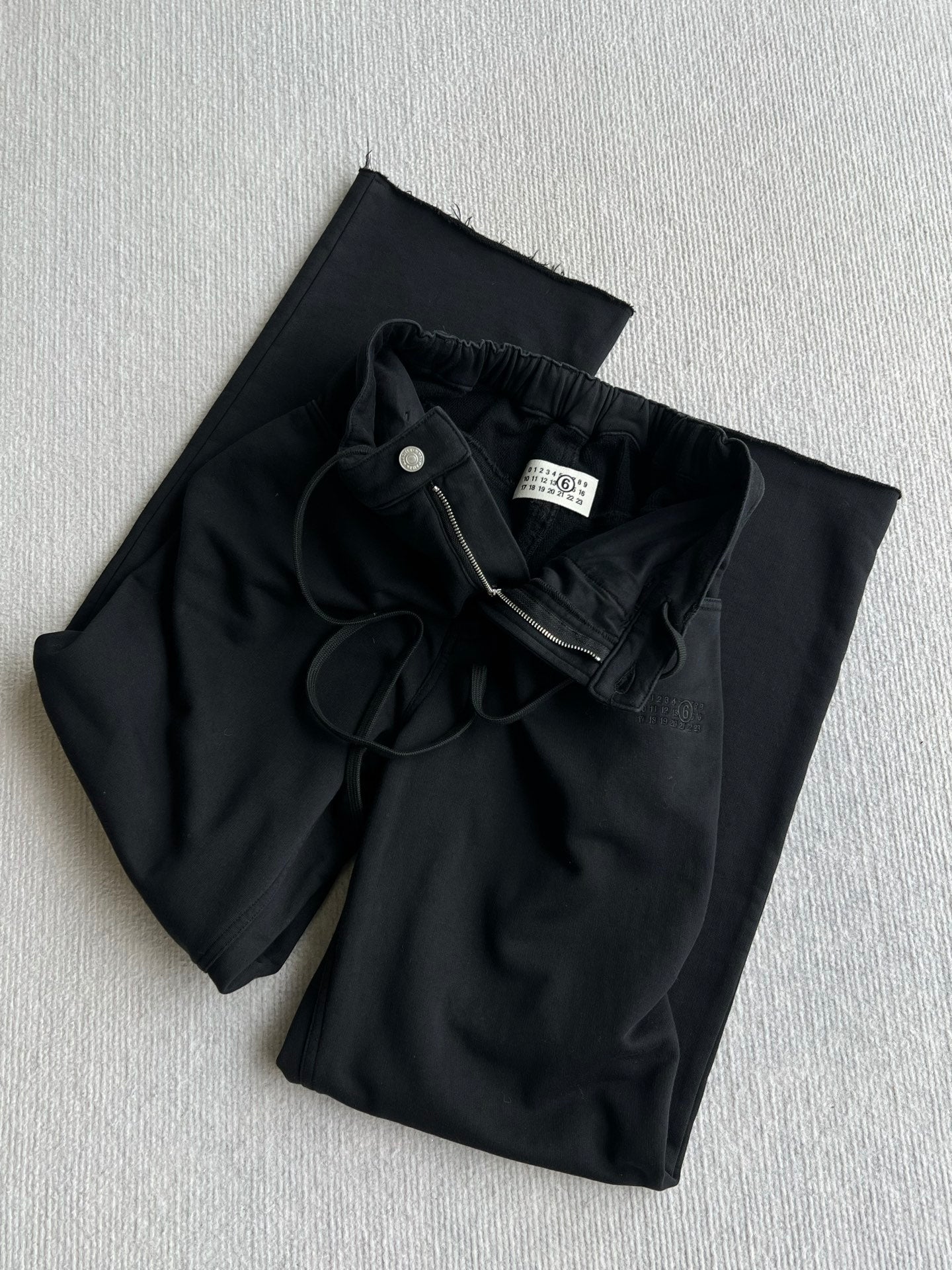 MM6 Elastic Waist Drawstring Casual Pants Black Cotton 412337
