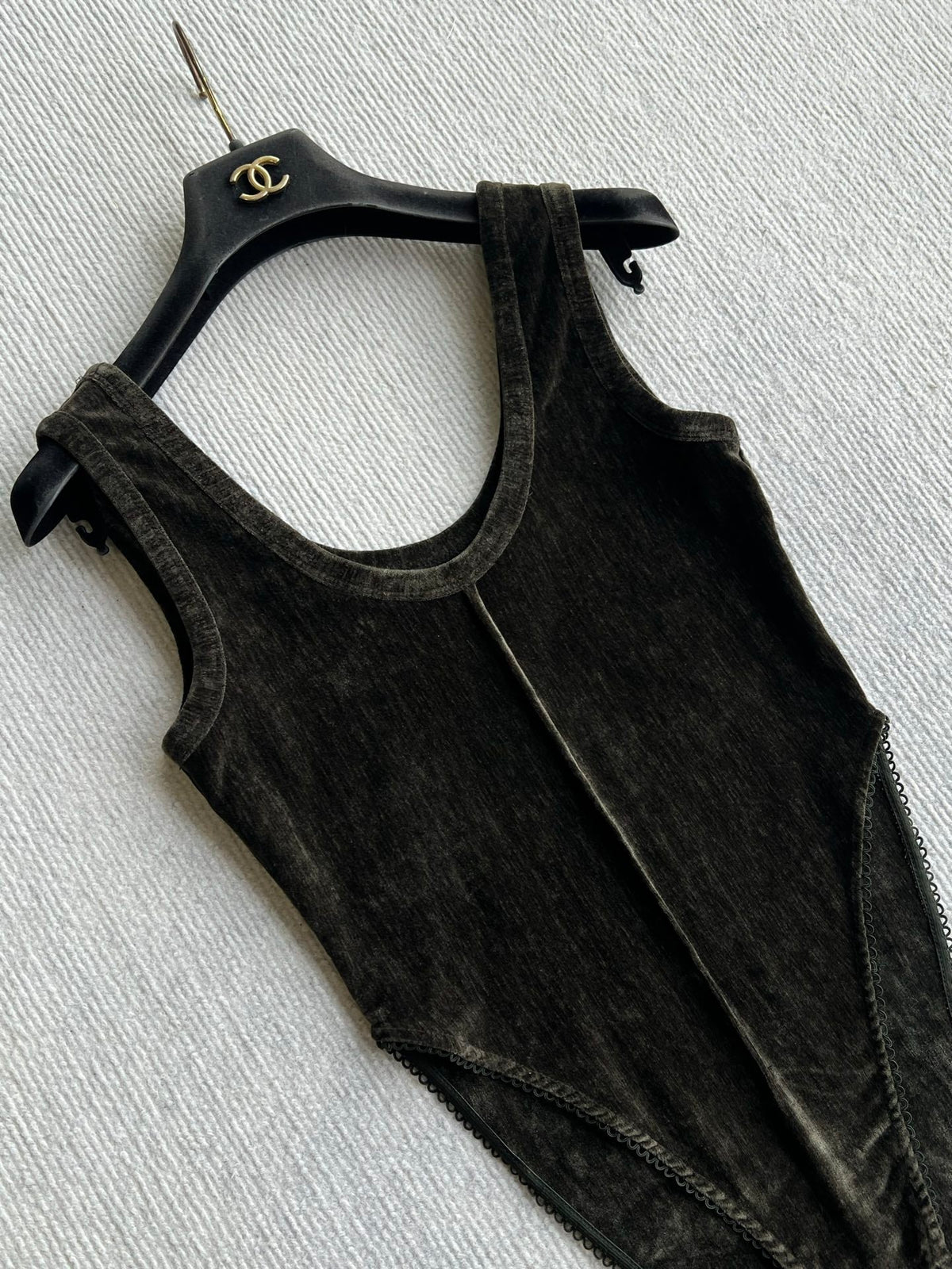 YSL 26s Scoop Neck Bodysuit Black Velvet 434524