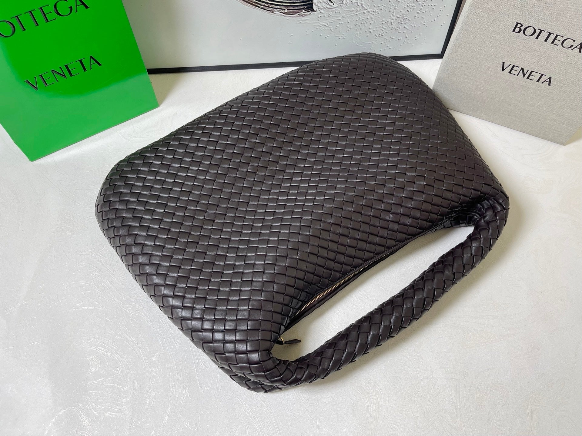 Bottega Veneta Maxi Veneta Bag 59cm Coffee Intrecciato Leather