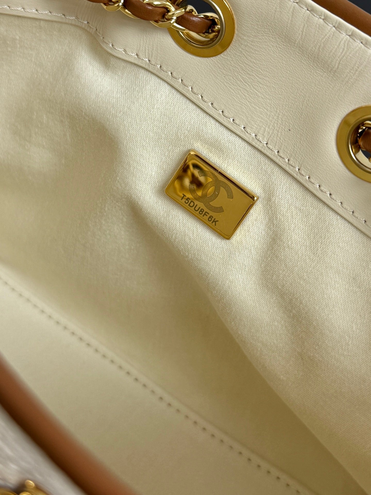 CC 2026ss Small Handbag 22cm Ivory Brown Canvas Calfskin