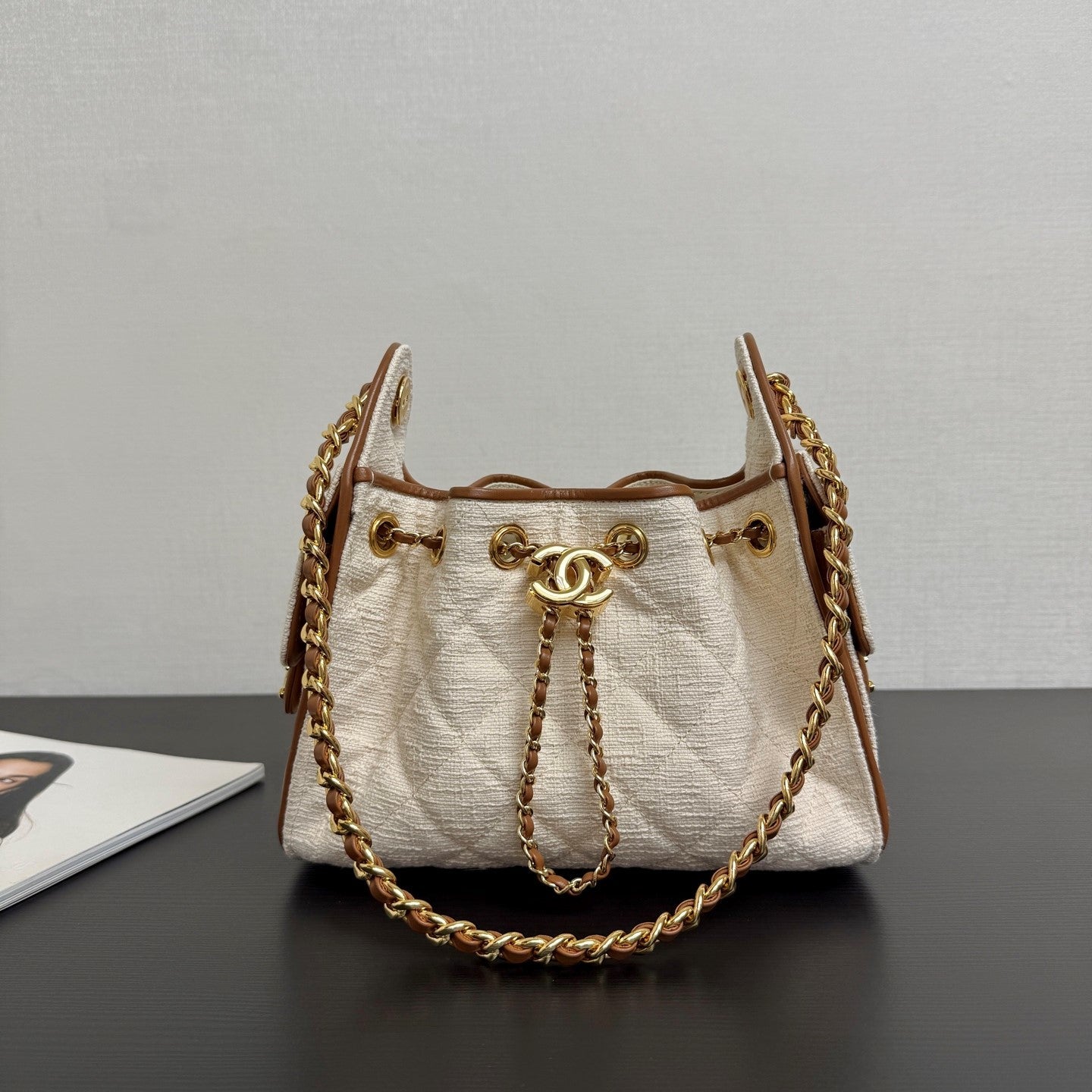 CC 2026ss Small Handbag 22cm Ivory Brown Canvas Calfskin