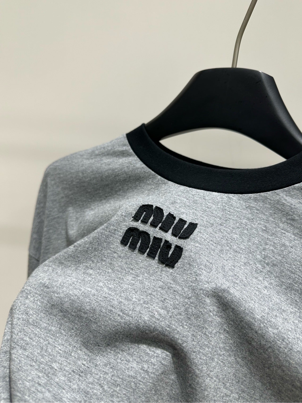 Miu 26s Crew Neck Long Sleeve T-Shirt Grey Cotton 417164