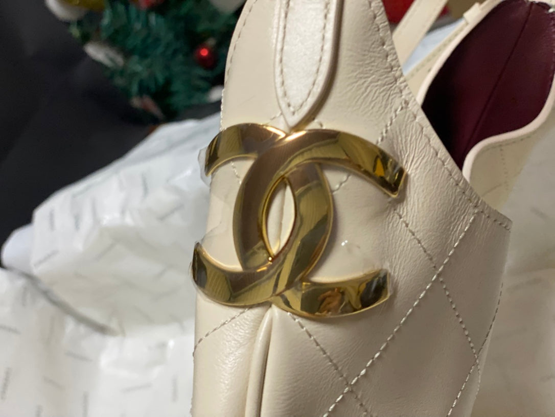 Chanel 2026 AS6478 Hobo Bag Ecru Lambskin Leather